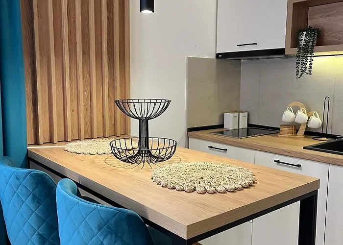 Helena * زلاتيبور