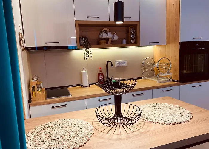 Helena * زلاتيبور